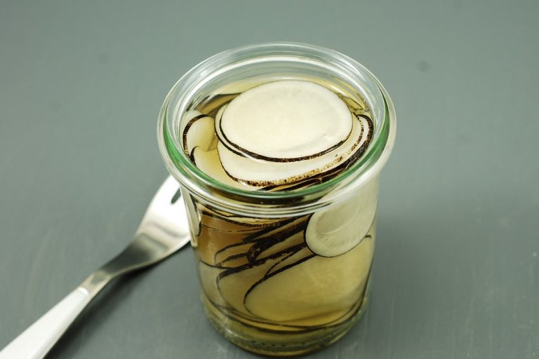 PICKLES DE RADIS NOIR Come conmigo