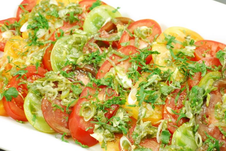 ENSALADA DE TOMATE AL ESTILO OTTOLENGHI Come conmigo